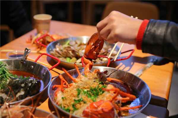 食在广州，味在番禺：七鲜超市番禺天河城店开门迎客